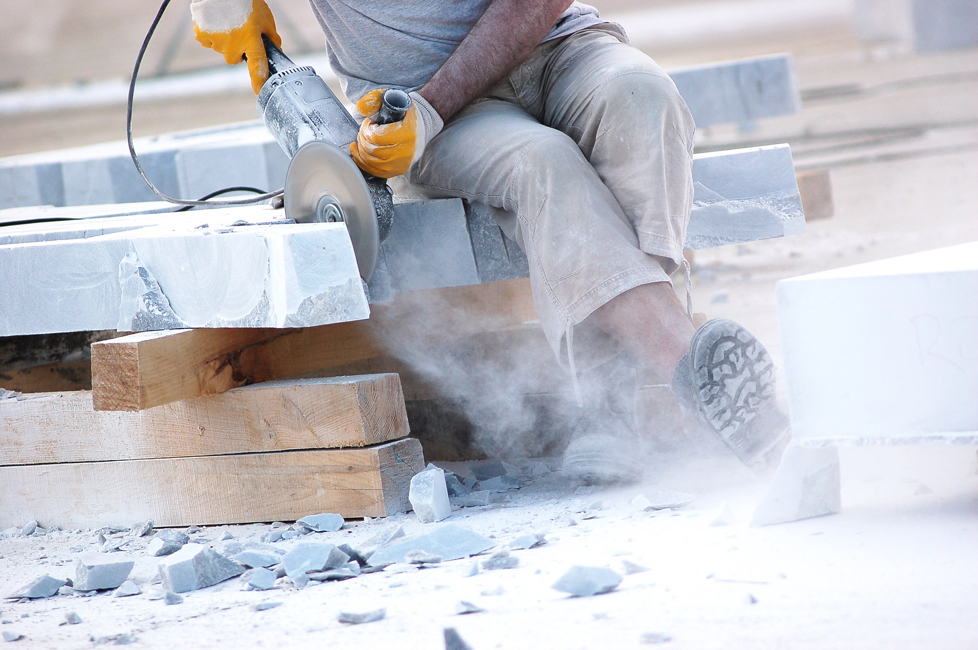 3 Easy Steps To Achieve Effective Dust Control | RVT Group