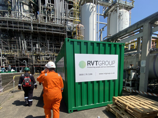D1200-Oil-Refinery