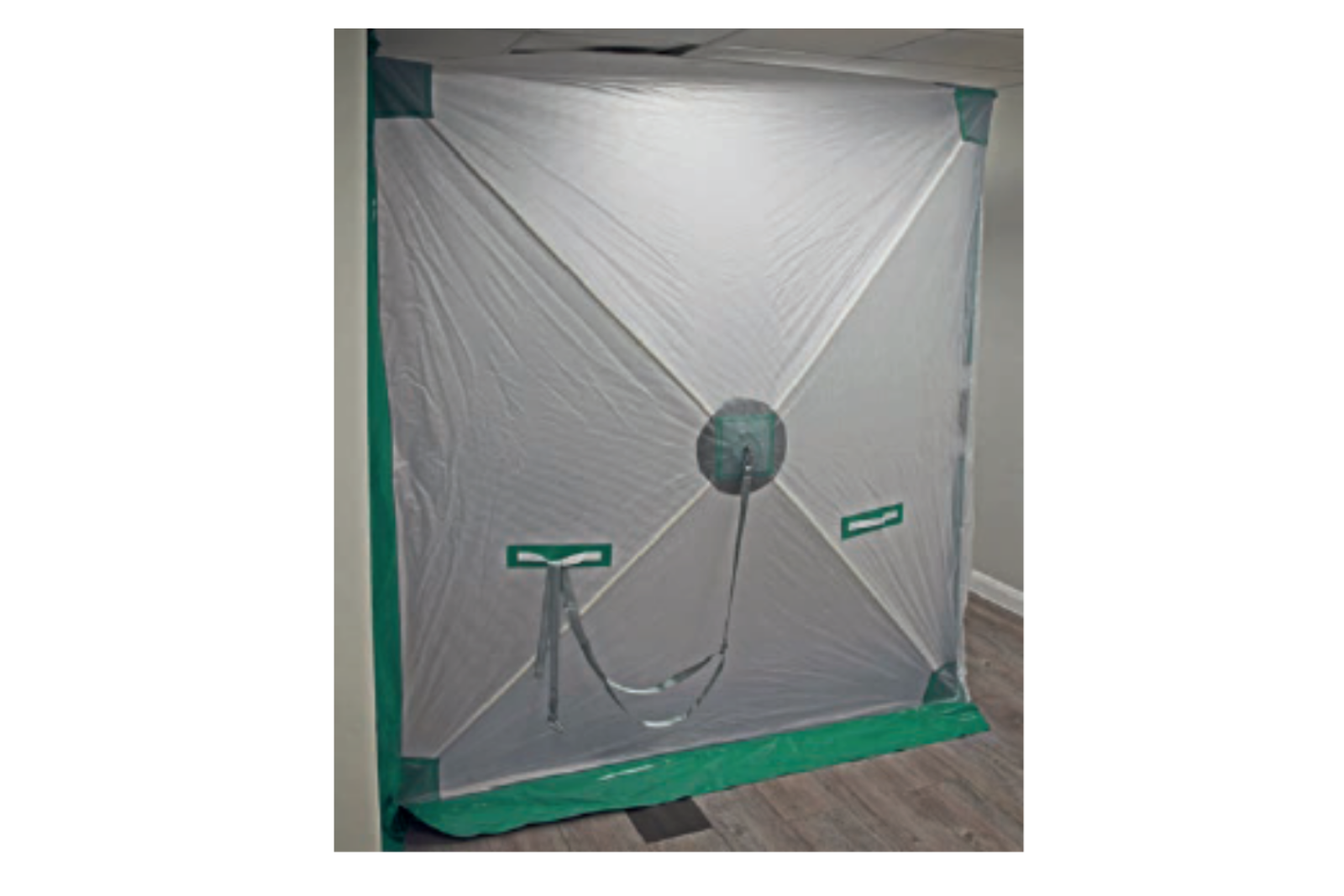 Dustex Air-Lock side panel in use in a sensitive environment