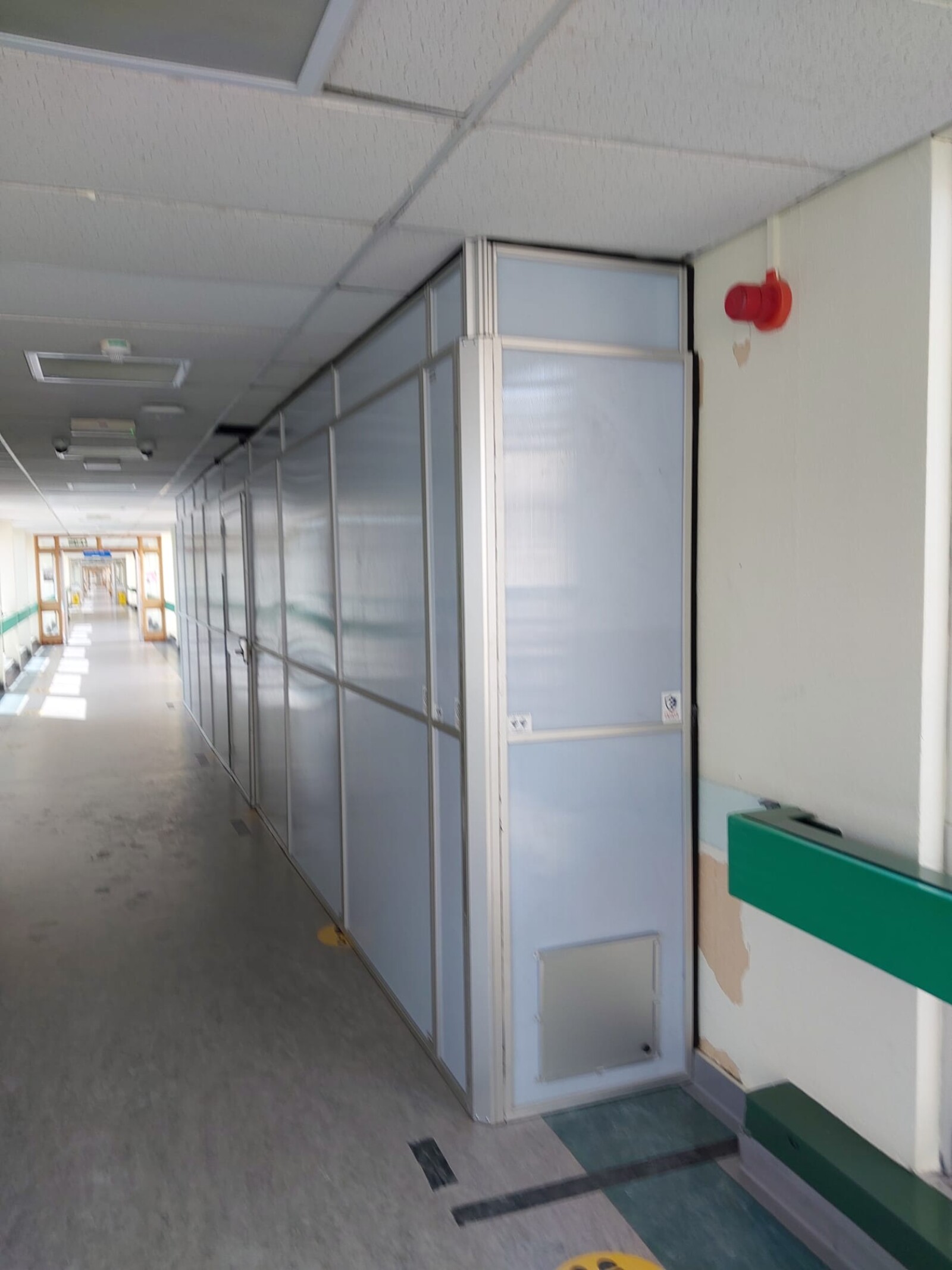 Dustex Aire Guardian enclosing works at Airedael Hospital
