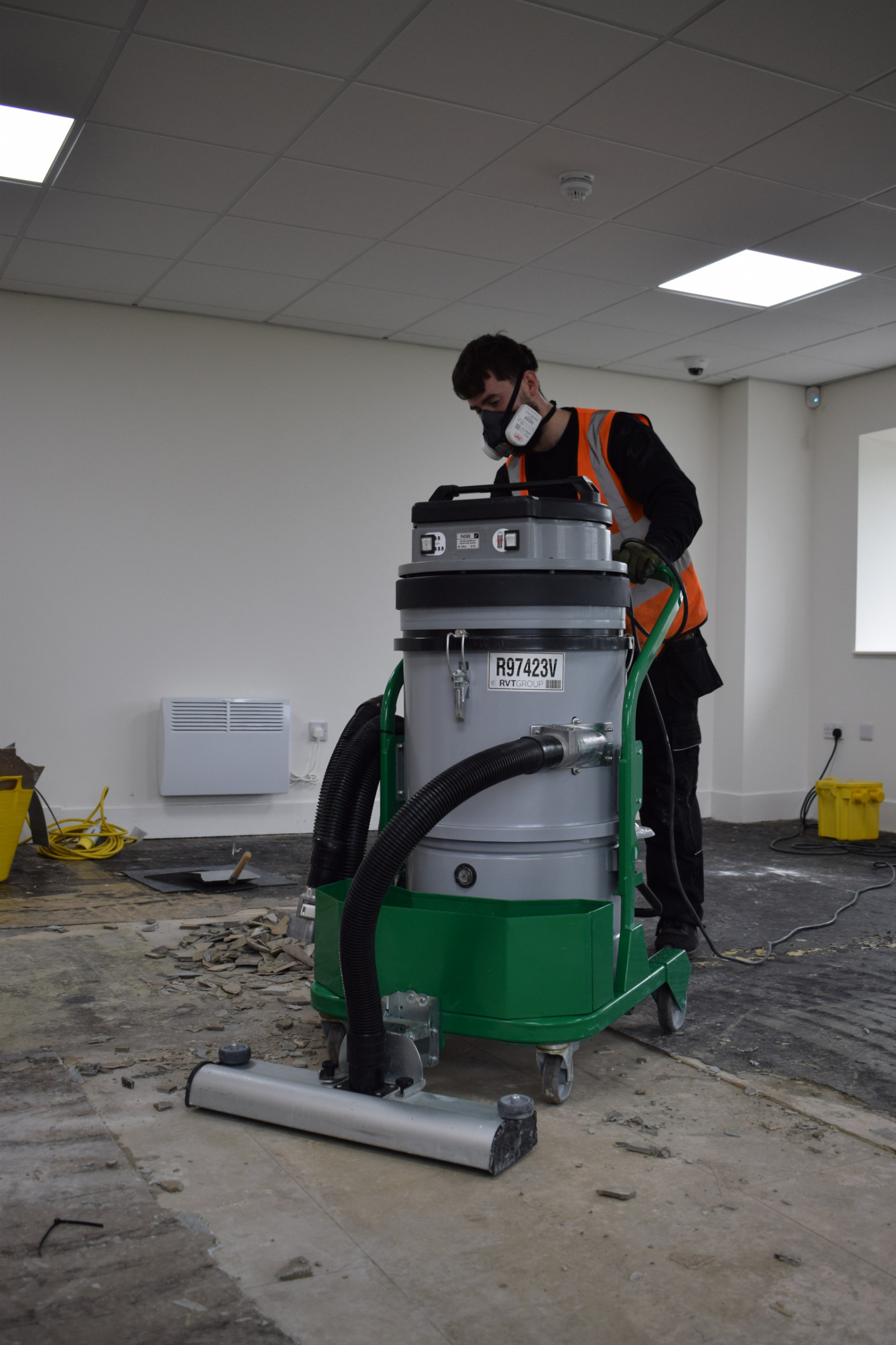 Dustex B2 Vacuum in use during refurb works