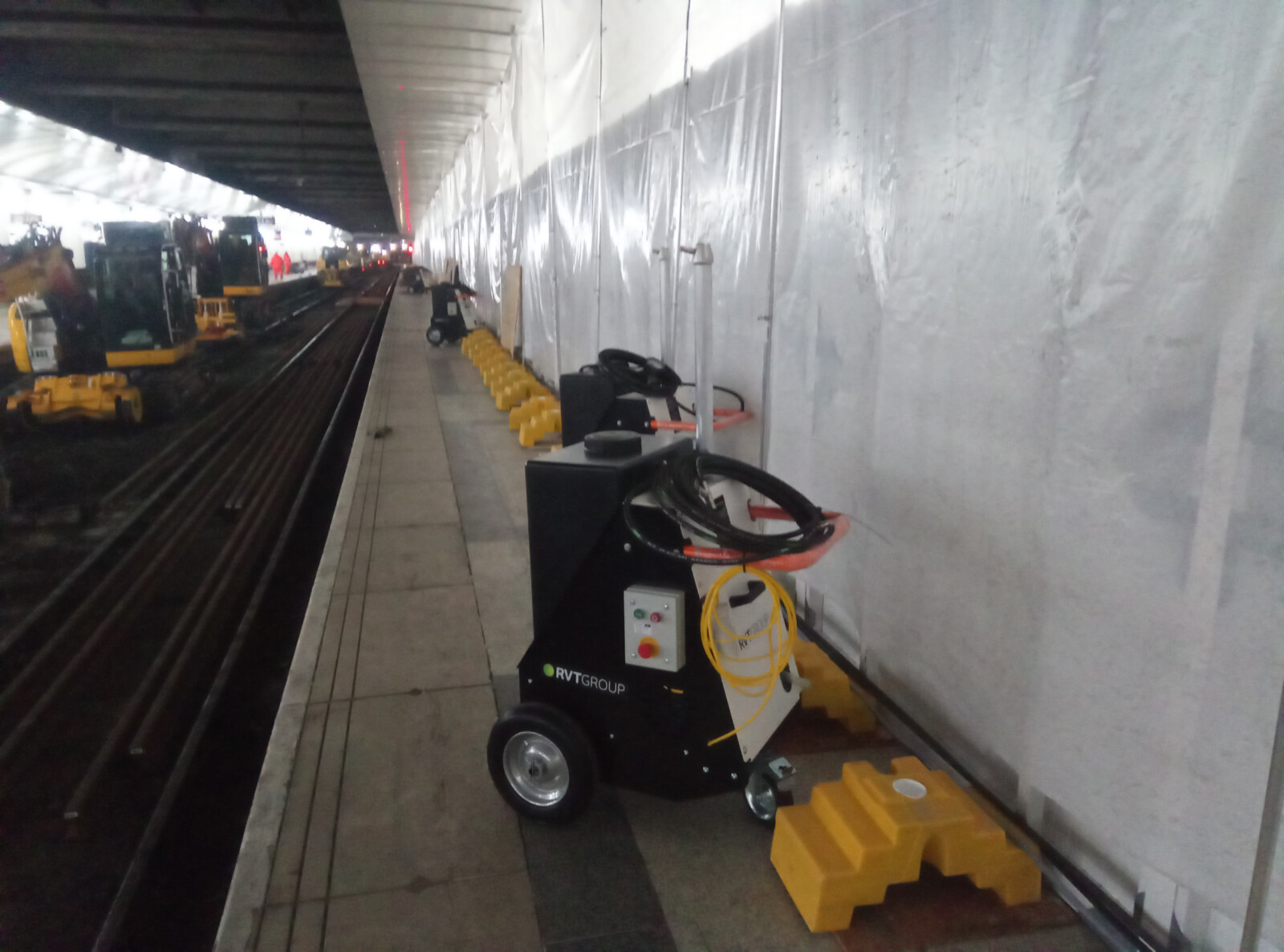 Dustex Hydramist 10 ready for dust suppression on a rail project at Liverpool St Station