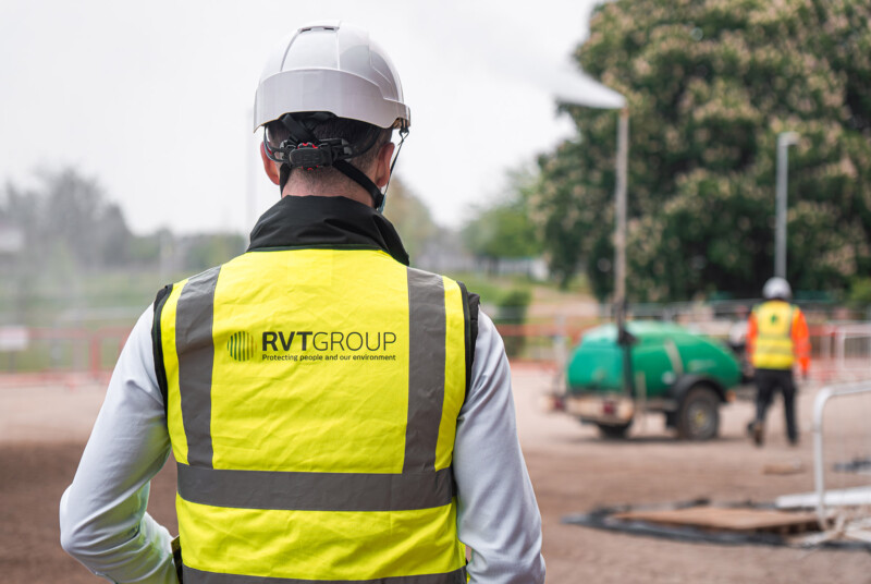 Hydramist-12GT-Construction-Site-Worker
