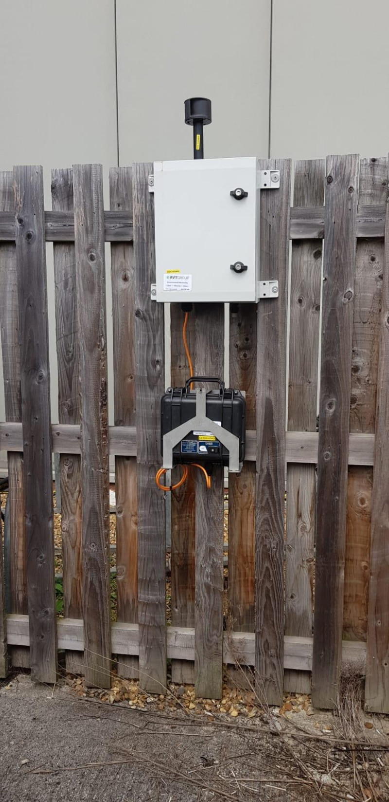 Dust monitor with battery Graham Const Hinchingbrooke Hospital 2