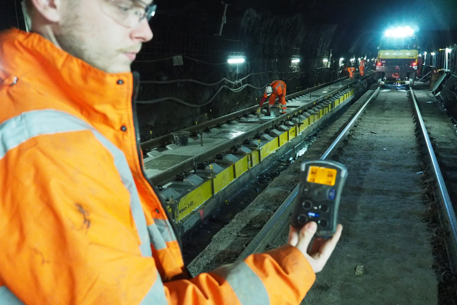 MONITEX P55 Hand-Held Gas Monitor measuring gas levels in a tunnel during a railway project