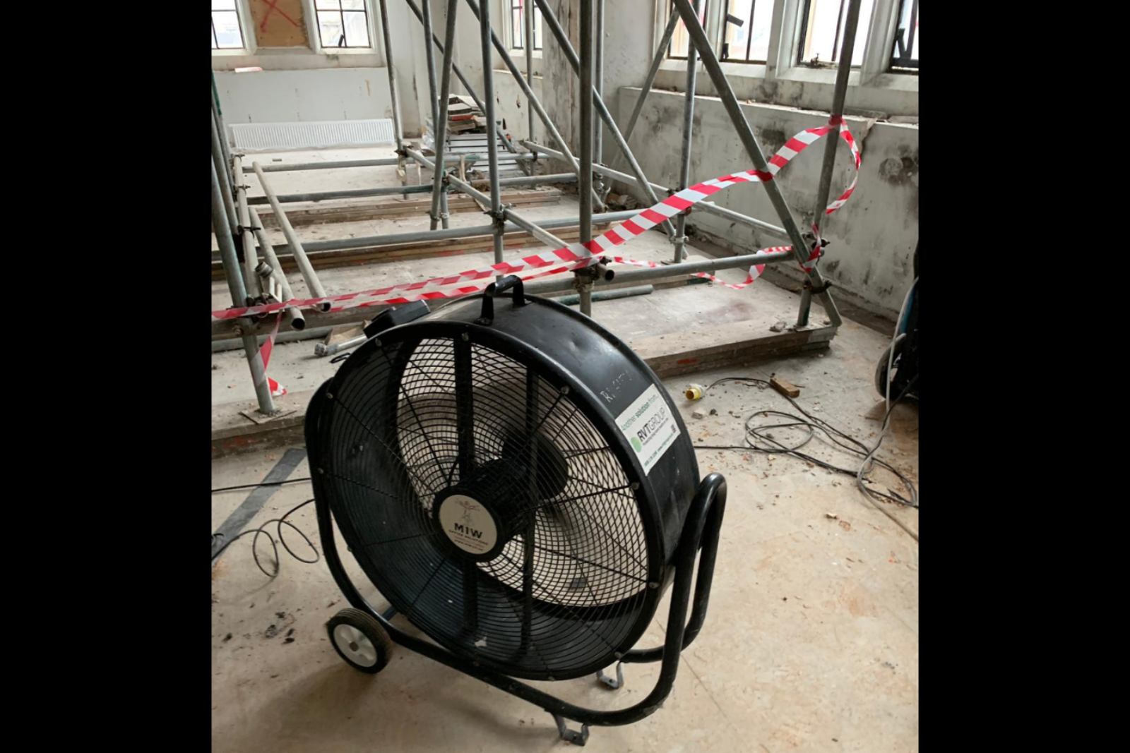 VENTEX Floor Fan 800M next to scaffolding during internal refurb works