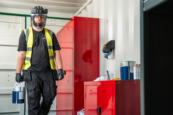 Ravex-Paint-Control-Container-Action-Spray